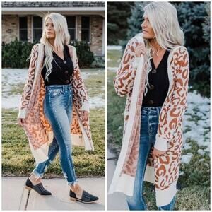 Very J Cheetah Hooded Cardigan Sweater SZ M